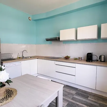 Confortable - Gare Апартаменты Эпиналь