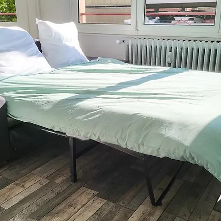 Confortable - Gare エピナル